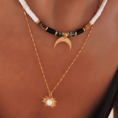 naszyjnik lunula z księżycem