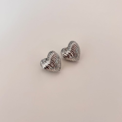 kolczyki srebrne serduszka