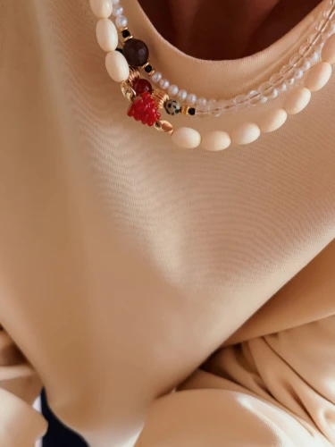 naszyjnik z malinką